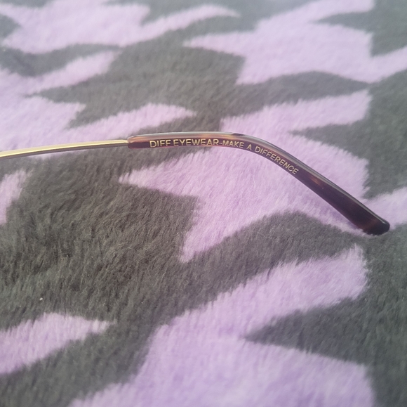 2/$25 Diff eyewear Daisy blue light glasses - Picture 3 of 6